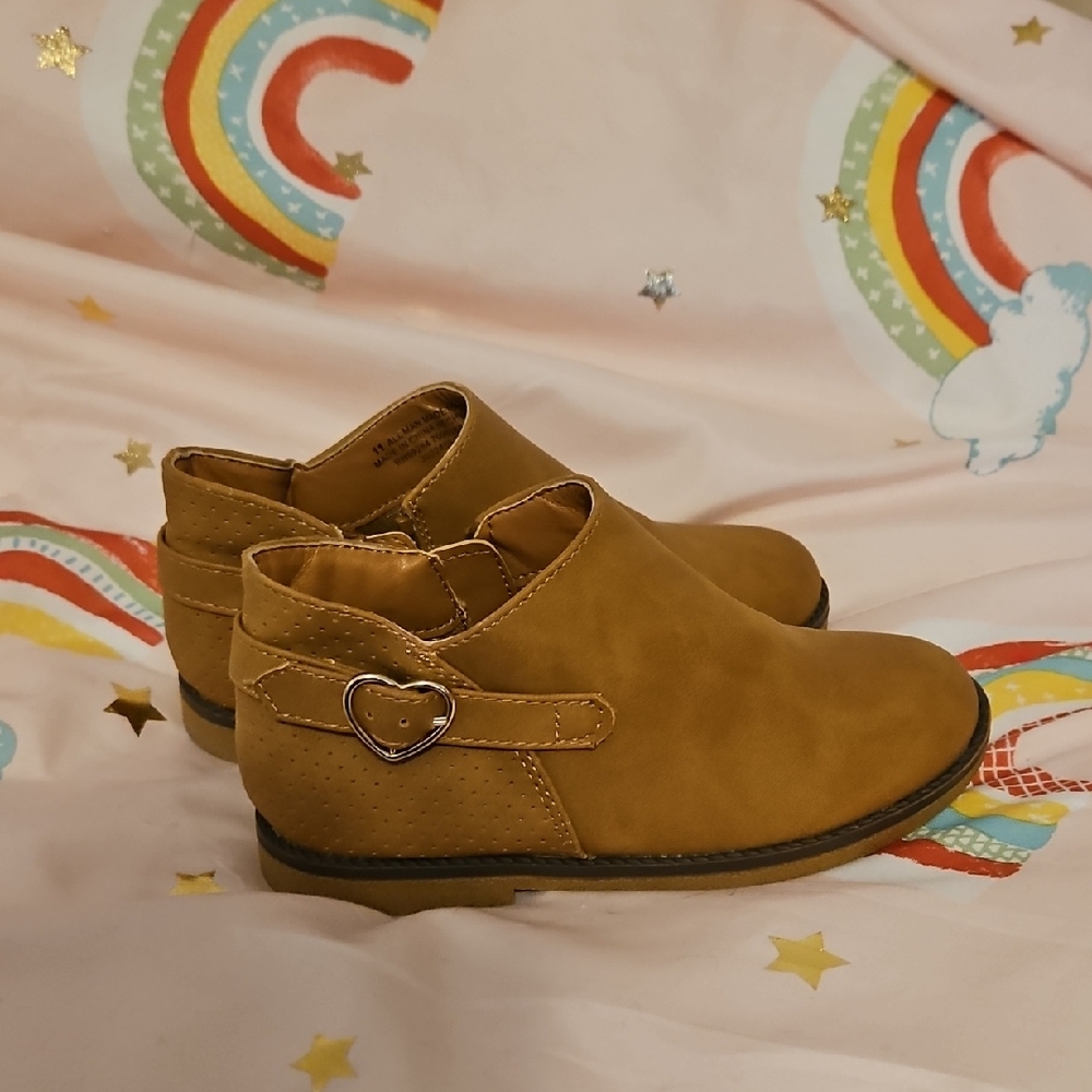 Girls ankle boots